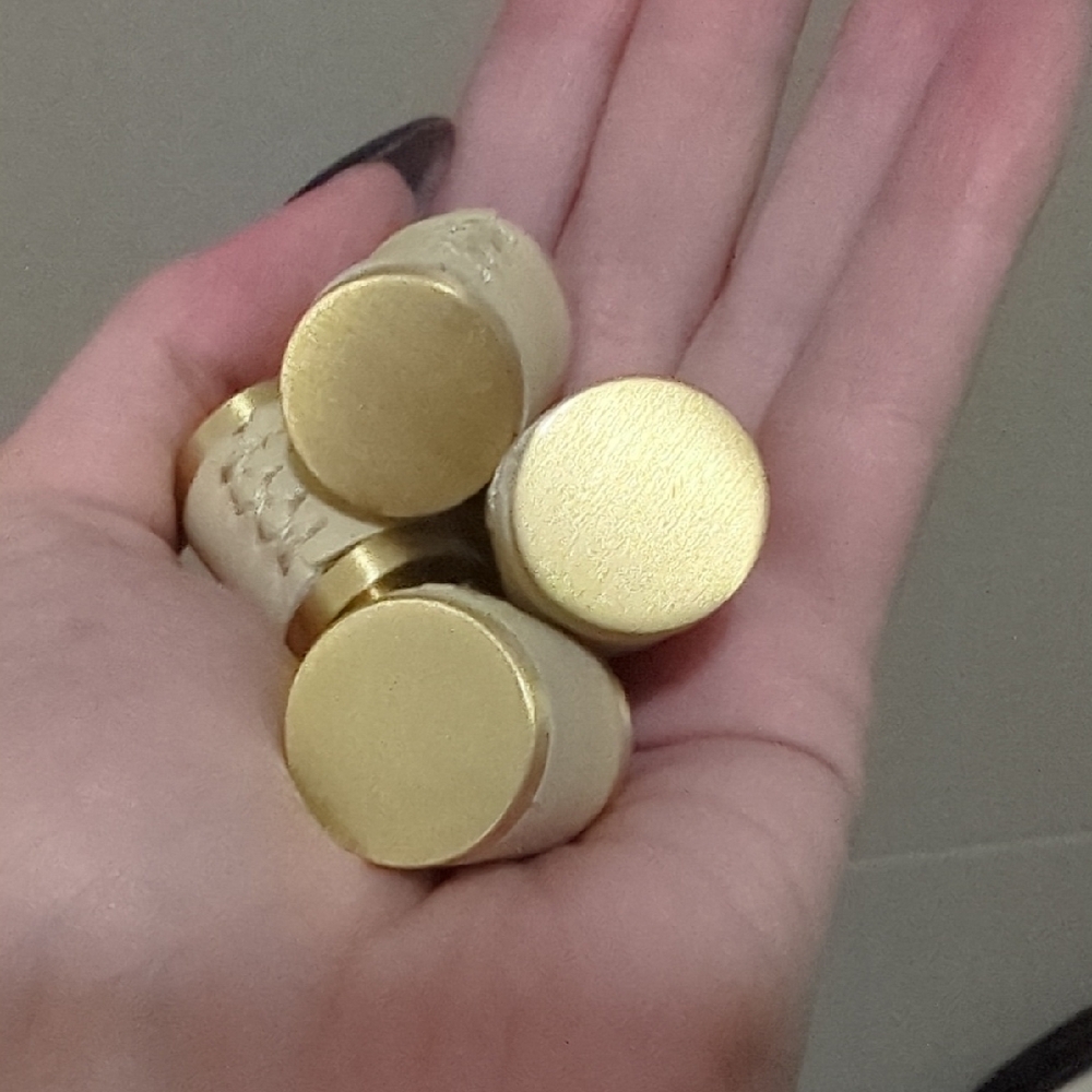 (4) Furniture Knobs Accessory - Picture 3 of 3